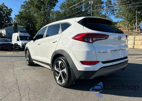 2017 Hyundai Tucson Limited z USA, uszkodzony, nr VIN KM8J3CA25HU565373